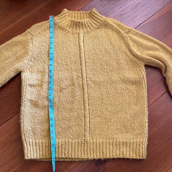 Philosophy Sweater - Picture 5 of 6